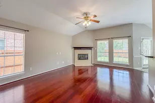 9612 Cliffside Dr, Irving, TX 75063 - Photo 9