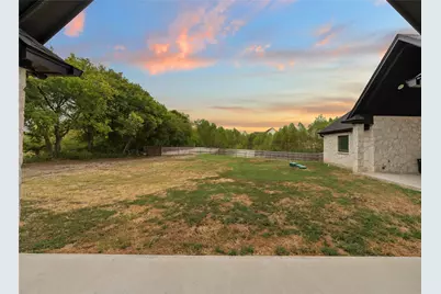 240 Royals Ranch Road, Lorena, TX 76655 - Photo 29