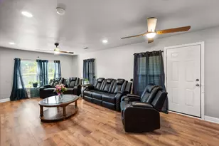 304 T A Carroll Ave, Corsicana, TX 75110 - Photo 13