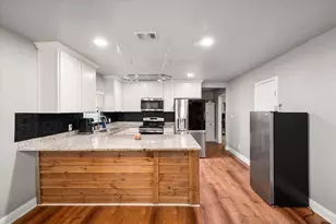 304 T A Carroll Ave, Corsicana, TX 75110 - Photo 11