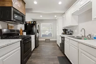 10511 Desdemona Dr, Dallas, TX 75228 - Photo 9