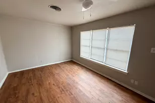 121 Vandenburg Dr, Denison, TX 75020 - Photo 13