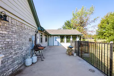 4247 E Highway 67, Rainbow, TX 76077 - Photo 25