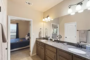 1306 Lauren Ln, Granbury, TX 76048 - Photo 15