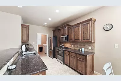 1306 Lauren Lane, Granbury, TX 76048 - Photo 7