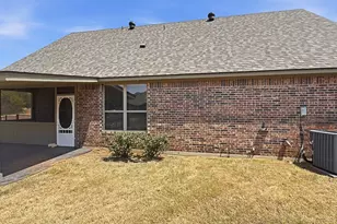 1306 Lauren Ln, Granbury, TX 76048 - Photo 35