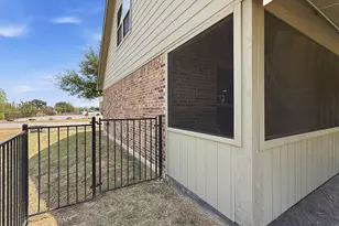 1306 Lauren Ln, Granbury, TX 76048 - Photo 33