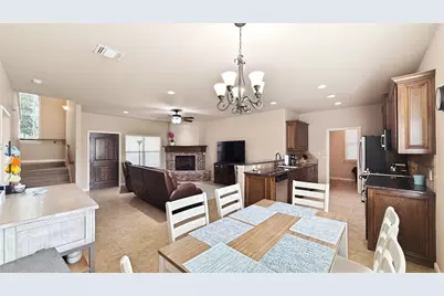 1306 Lauren Lane, Granbury, TX 76048 - Photo 5