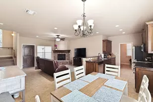 1306 Lauren Ln, Granbury, TX 76048 - Photo 5