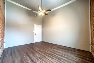 142 S Main St, Van Alstyne, TX 75495 - Photo 1