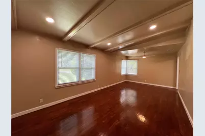 16 Cliffside Drive, Edgecliff Village, TX 76134 - Photo 7
