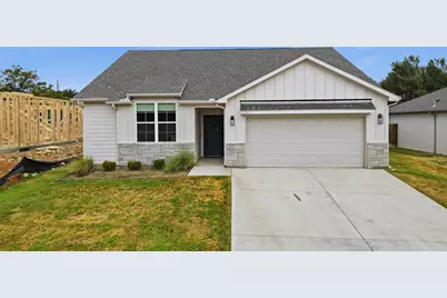 2306 Pedernales Court, Granbury, TX 76048 - Photo 3