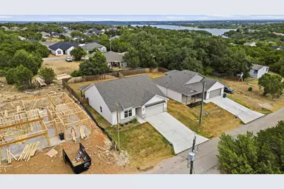 2306 Pedernales Court, Granbury, TX 76048 - Photo 5
