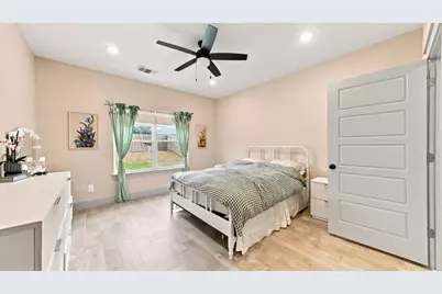 2306 Pedernales Court, Granbury, TX 76048 - Photo 21