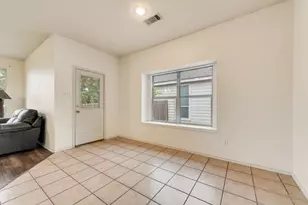 1008 Fort Apache Dr, Fort Worth, TX 76052 - Photo 9
