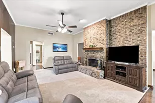 914 Reno St, Lewisville, TX 75077 - Photo 11
