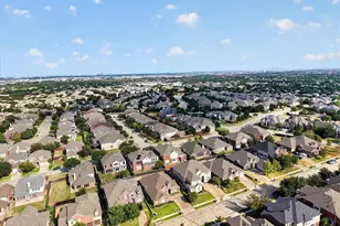 10328 Offshore Dr, Irving, TX 75063 - Photo 35