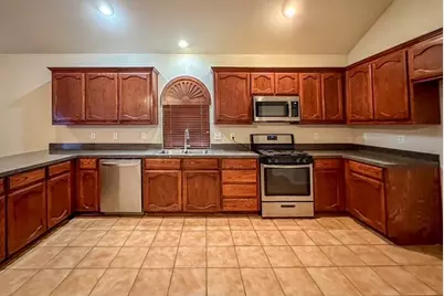 3805 Brandywine Lane, Fort Worth, TX 76244 - Photo 3