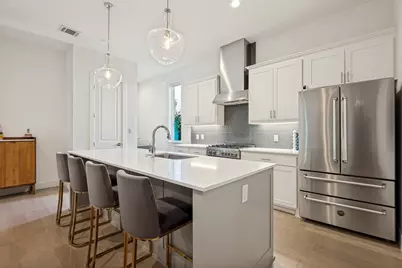 5703 Lindell Avenue #104, Dallas, TX 75206 - Photo 11
