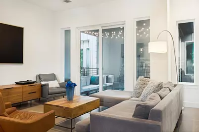 5703 Lindell Avenue #104, Dallas, TX 75206 - Photo 5