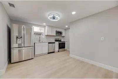 3703 Bertrand Avenue, Dallas, TX 75210 - Photo 7