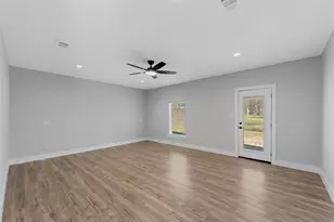 1510 S Lindsay, Gainesville, TX 76240 - Photo 11
