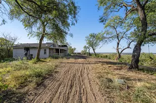 4079 Olvido Rd, Waxahachie, TX 75167 - Photo 7