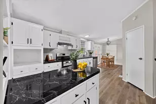 953 Big Sky Dr, Waxahachie, TX 75167 - Photo 9