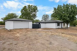 550 Hodge Rd, Eddy, TX 76524 - Photo 5