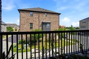 695 Vista Del Lago Dr, Lewisville, TX 75067 - Photo 19