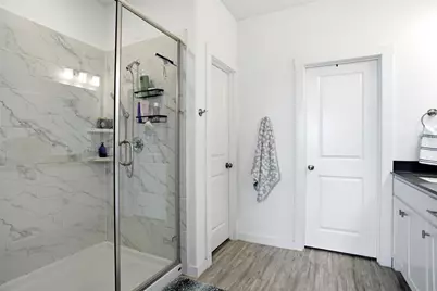 695 Vista Del Lago Drive, Lewisville, TX 75067 - Photo 29