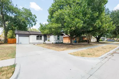 1011 E Alan Avenue, Carrollton, TX 75006 - Photo 1