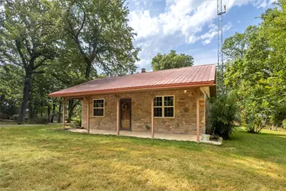 1966 C R 2980, Windom, TX 75492 - Photo 5