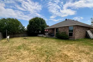 214 Southpeak Ln, Ponder, TX 76259 - Photo 15