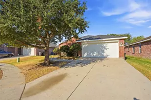 13905 Walnut Canyon Ct, Fort Worth, TX 76262 - Photo 15