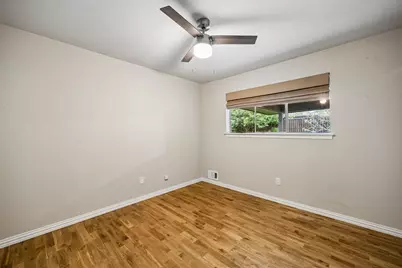 9223 Seagrove Drive, Dallas, TX 75243 - Photo 27