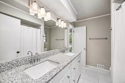 9223 Seagrove Drive, Dallas, TX 75243 - Photo 29