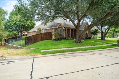 4405 Ridgecove Drive, Rowlett, TX 75088 - Photo 3