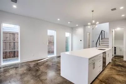 4715 Belmont Avenue, Dallas, TX 75204 - Photo 9