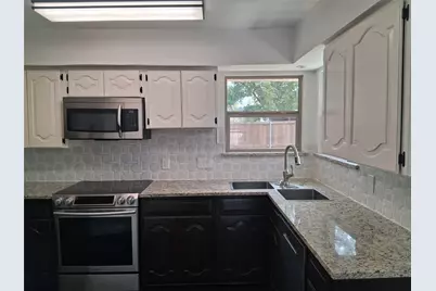 1503 Laguna Vista Way, Grapevine, TX 76051 - Photo 11