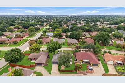305 Bellmeade Drive, Garland, TX 75040 - Photo 33