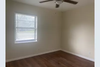 2014 Victoria Road, Carrollton, TX 75007 - Photo 13