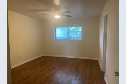 2014 Victoria Road, Carrollton, TX 75007 - Photo 15