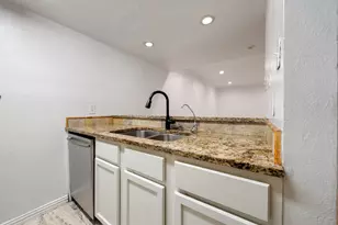3121 Park Ln, Dallas, TX 75220 - Photo 15