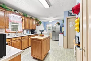 1231 W Sears St, Denison, TX 75020 - Photo 13