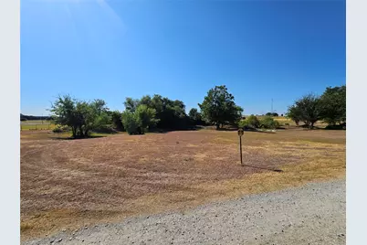 380 Pleasant View Drive, Bridgeport, TX 76426 - Photo 5
