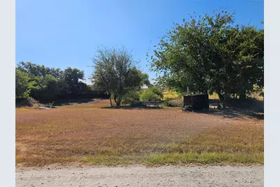 380 Pleasant View Drive, Bridgeport, TX 76426 - Photo 7