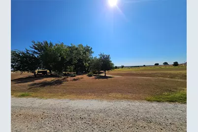 380 Pleasant View Drive, Bridgeport, TX 76426 - Photo 9