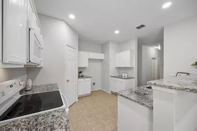 10617 Gleneagles Lane, Rowlett, TX 75089 - Photo 17