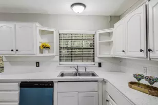 10747 Sandalwood Dr, Dallas, TX 75228 - Photo 5